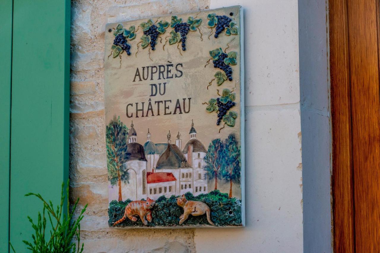 Aupres Du Chateau Tanlay Exterior foto